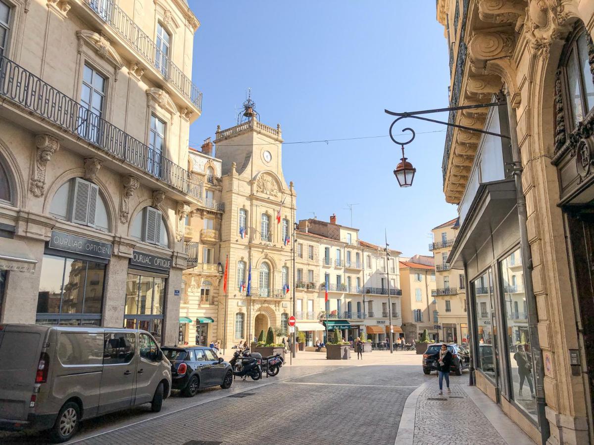 Place De La Mairie, Art Apparts Μπεζιέ Εξωτερικό φωτογραφία